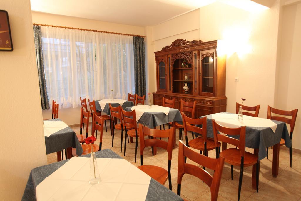 Hotel Alexandros เนปอรอย ภายนอก รูปภาพ